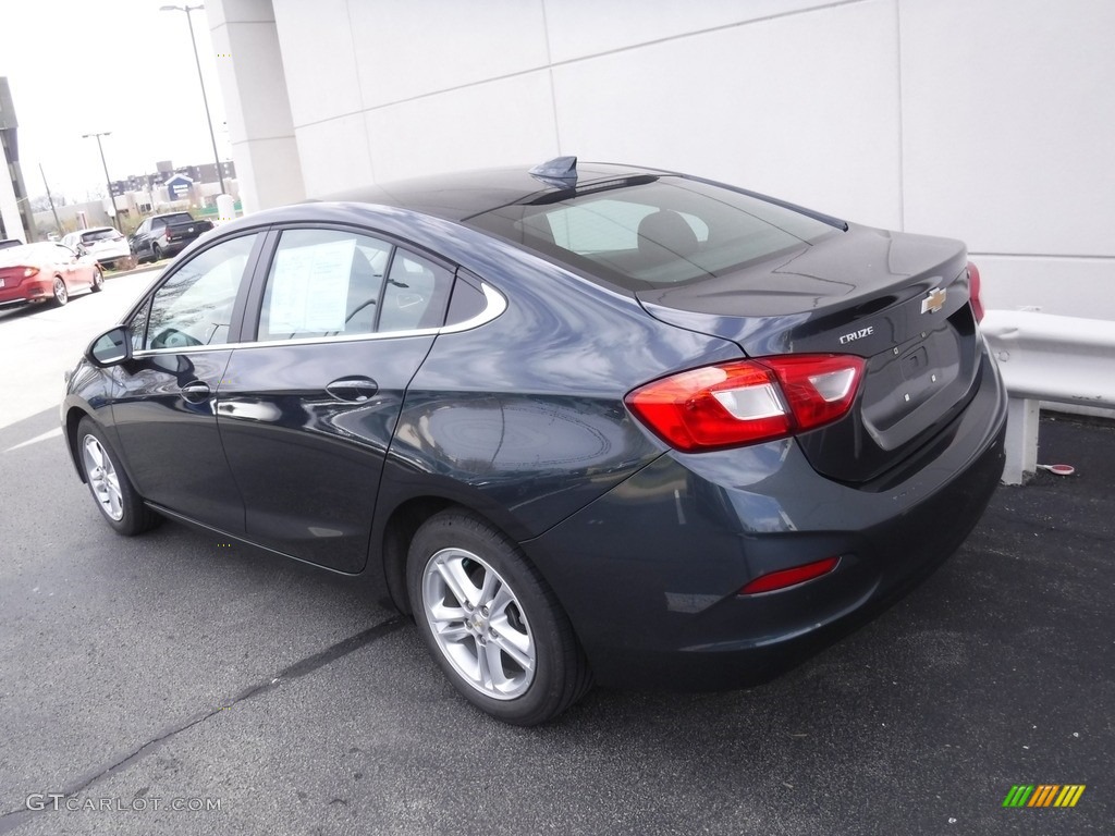 2018 Cruze LT - Graphite Metallic / Jet Black photo #9