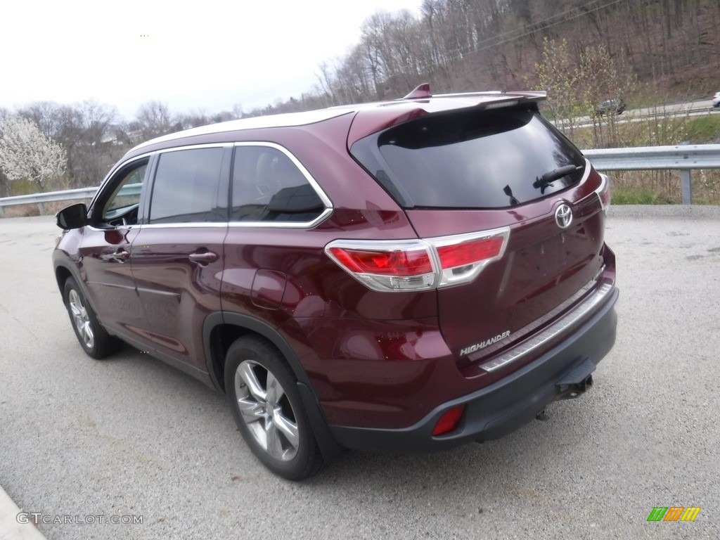2015 Highlander Limited AWD - Ooh La La Rouge Mica / Almond photo #16