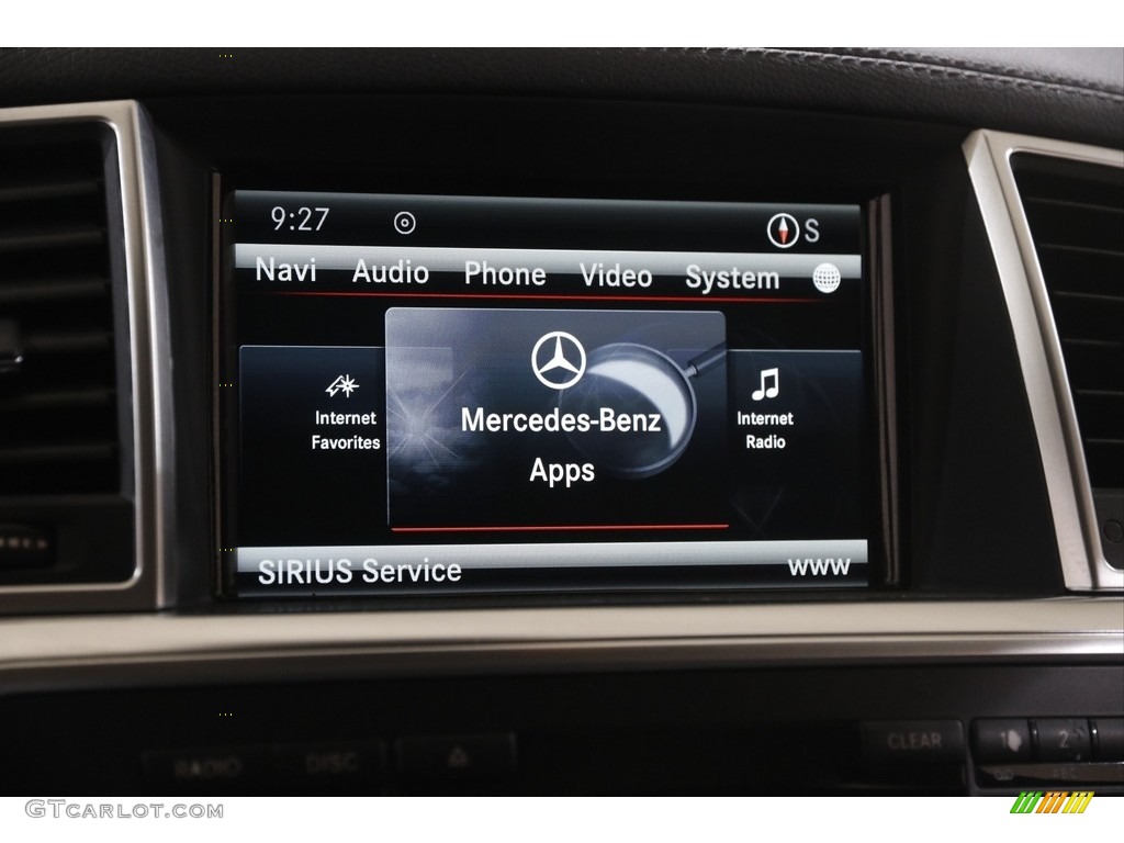 2016 GL 450 4Matic - Black / Black photo #13