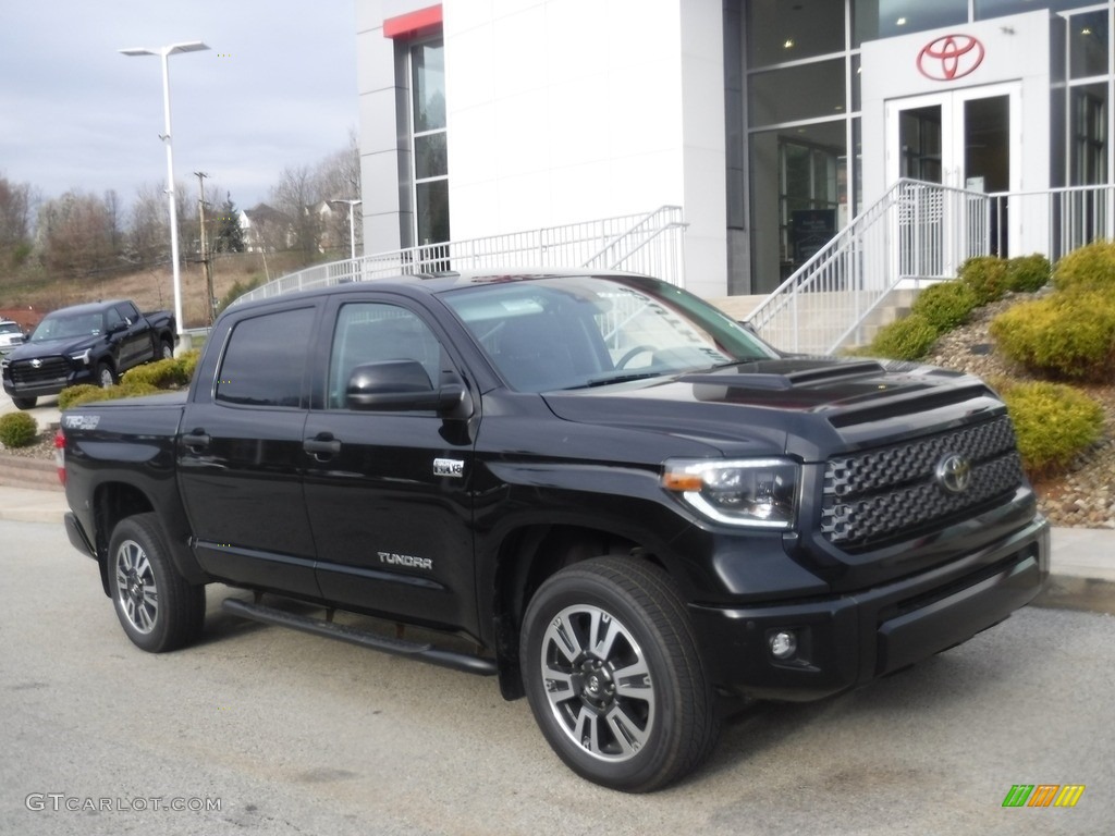 2020 Tundra SR5 CrewMax 4x4 - Midnight Black Metallic / Graphite photo #1