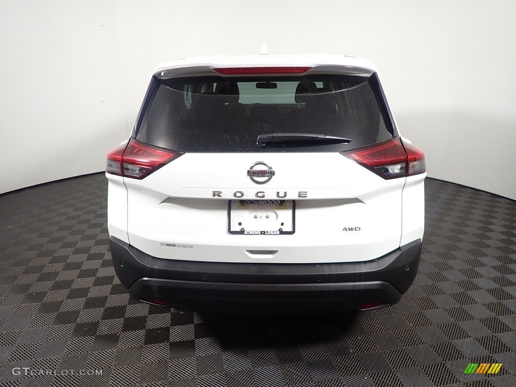 2021 Rogue S AWD - Glacier White / Charcoal photo #13