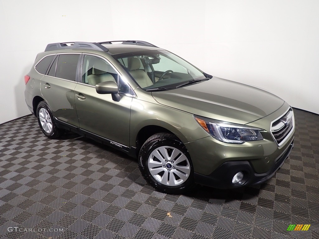 2019 Outback 2.5i Premium - Wilderness Green Metallic / Warm Ivory photo #3