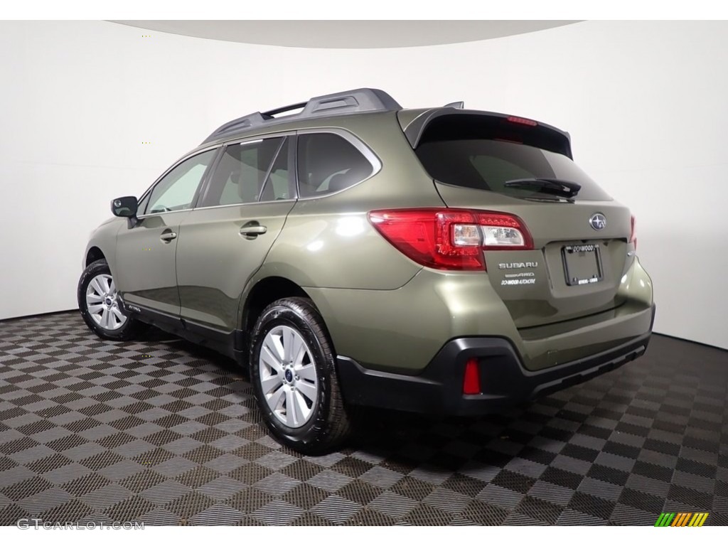 2019 Outback 2.5i Premium - Wilderness Green Metallic / Warm Ivory photo #9