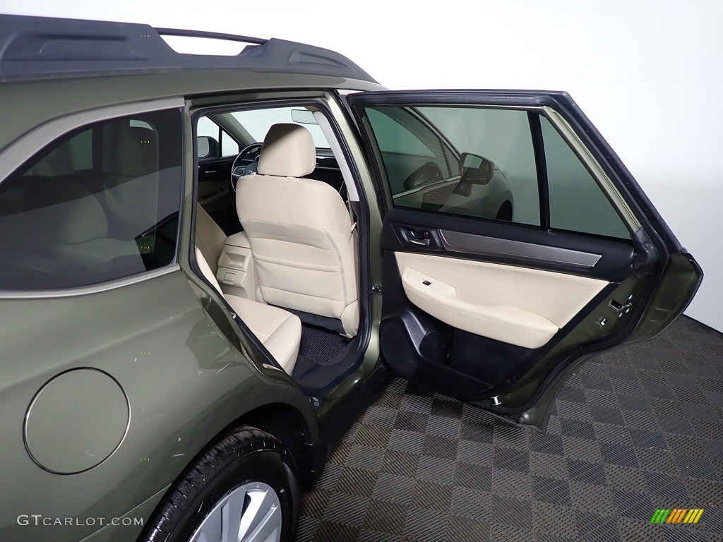 2019 Outback 2.5i Premium - Wilderness Green Metallic / Warm Ivory photo #32