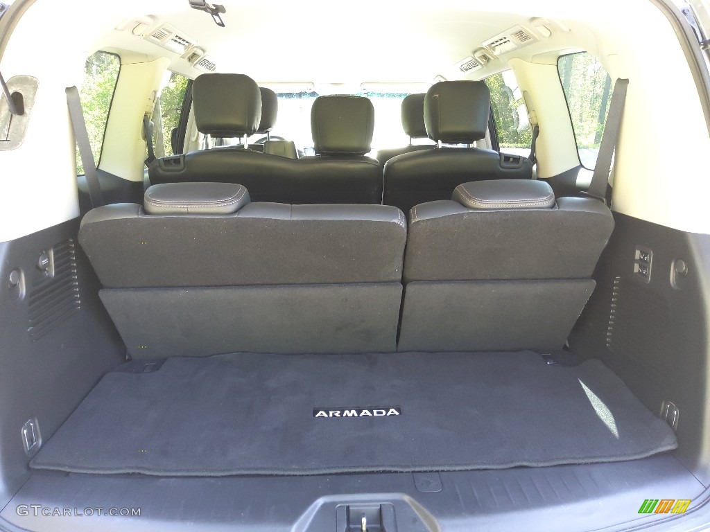 2017 Nissan Armada SV Trunk Photo #145889093