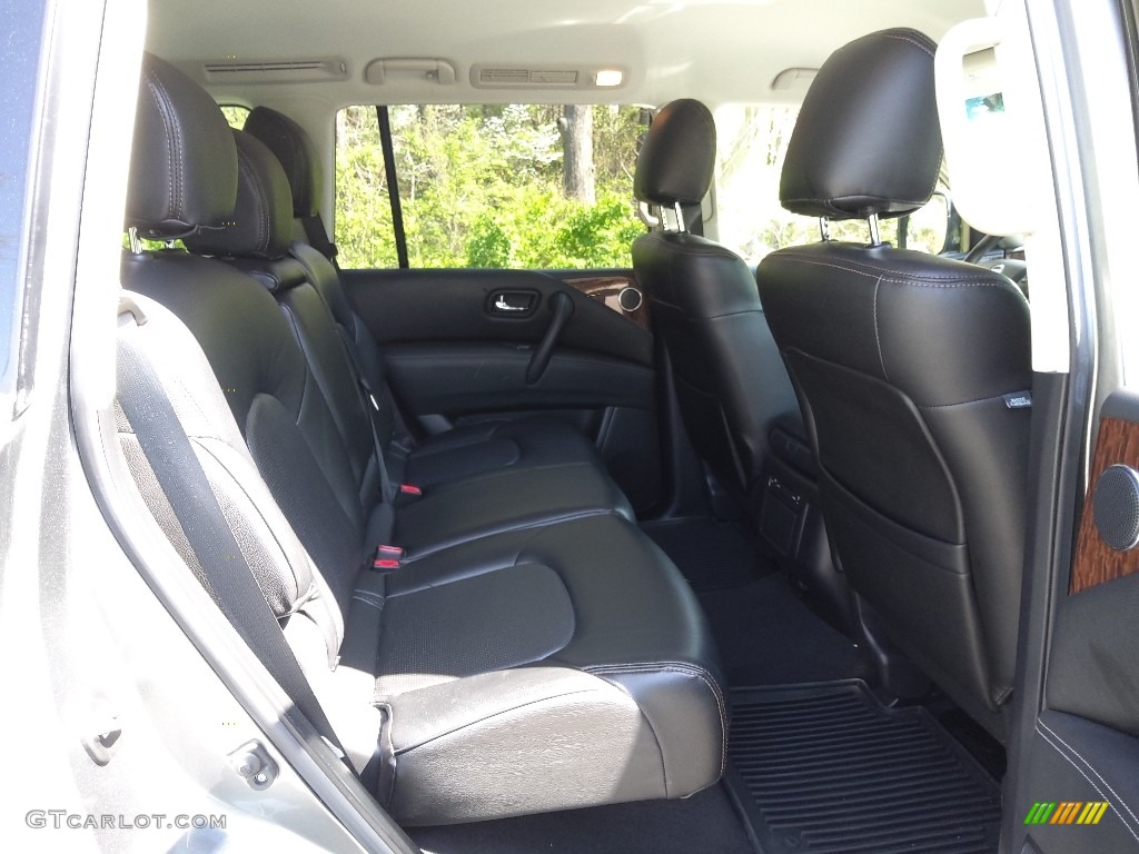 2017 Armada SV - Gun Metallic / Charcoal photo #16