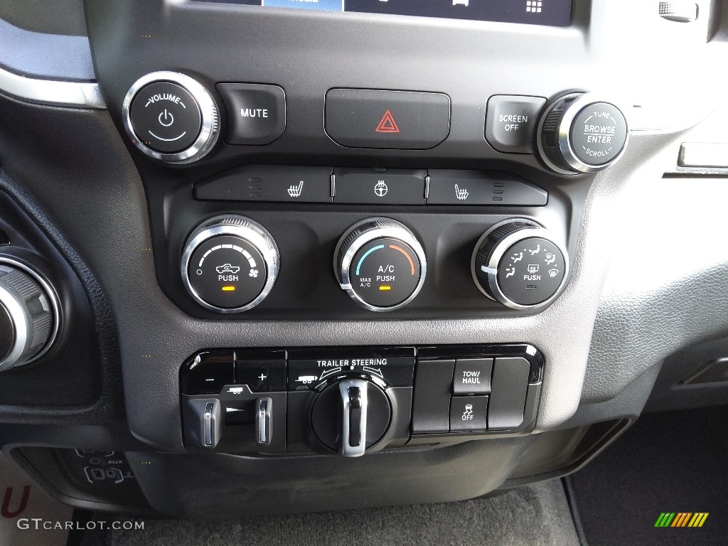 2023 Ram 1500 Big Horn Quad Cab 4x4 Controls Photos