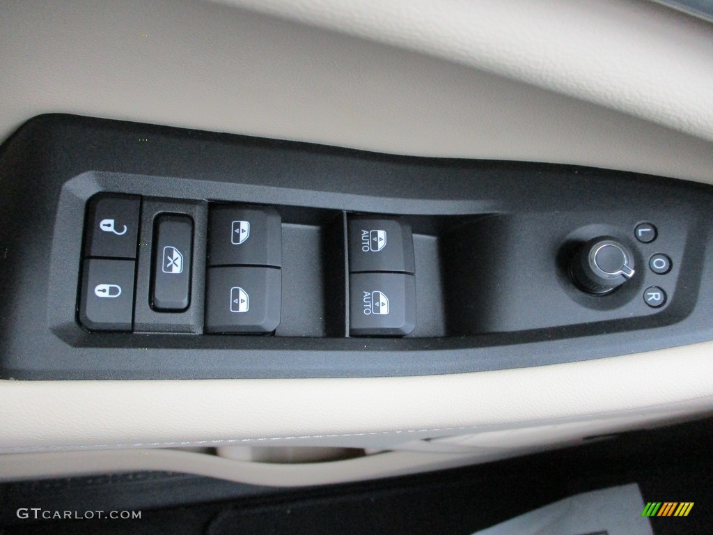 2021 Jeep Grand Cherokee L Limited 4x4 Global Black/Wicker Beige Door Panel Photo #145890048