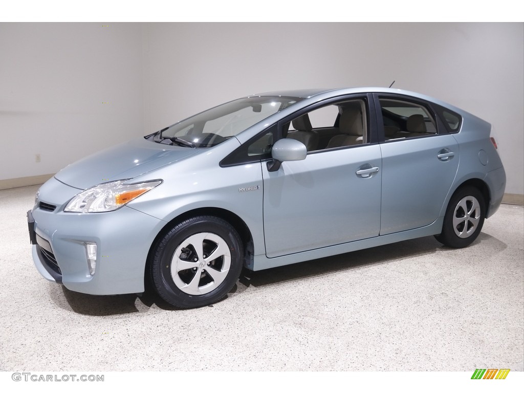 2015 Prius Three Hybrid - Sea Glass Pearl / Bisque photo #3