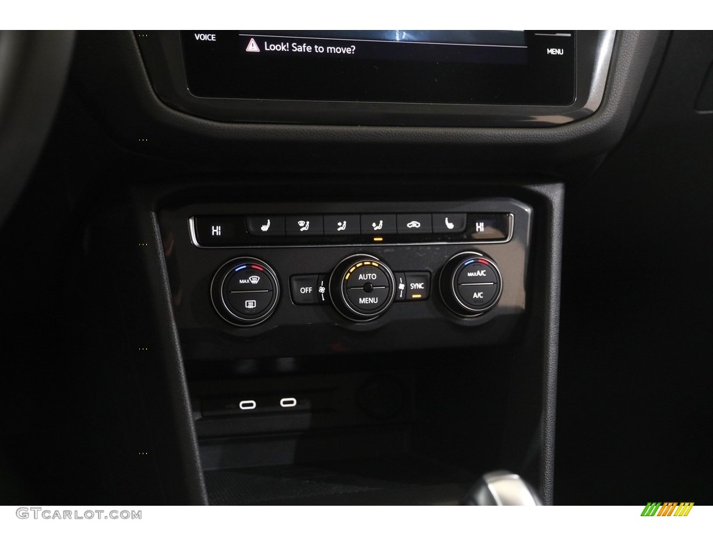 2021 Tiguan SE - Deep Black Pearl / Titan Black photo #13
