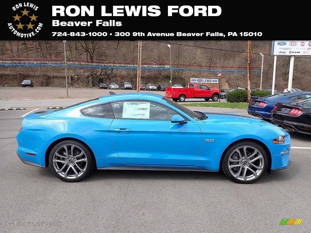 Grabber Blue Metallic Ford Mustang