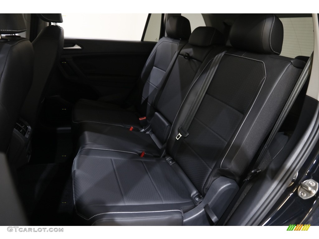 2021 Tiguan SE - Deep Black Pearl / Titan Black photo #17