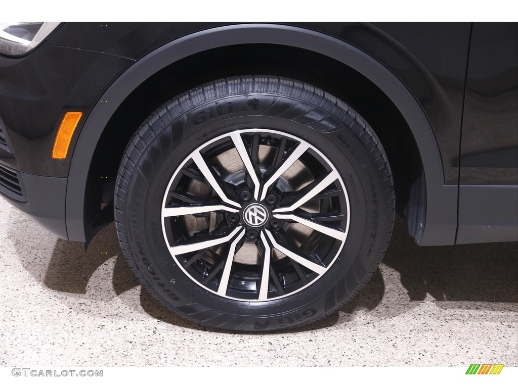 2021 Tiguan SE - Deep Black Pearl / Titan Black photo #21