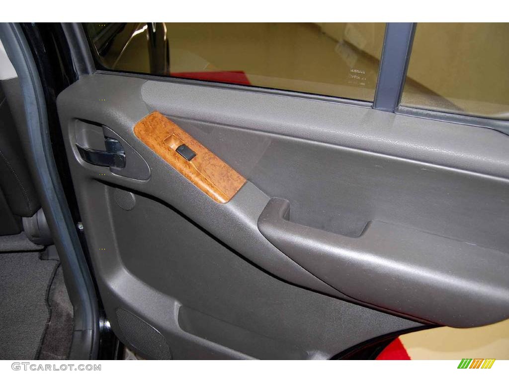 2008 Pathfinder LE - Super Black / Graphite photo #25