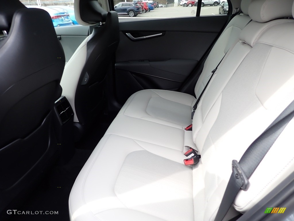 2023 Kia Niro EX Hybrid Rear Seat Photos