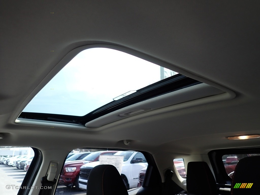 2022 EcoSport SE 4WD - Moondust Silver Metallic / Black photo #17