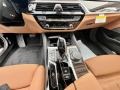 Jet Black - 5 Series 530i xDrive Sedan Photo No. 8