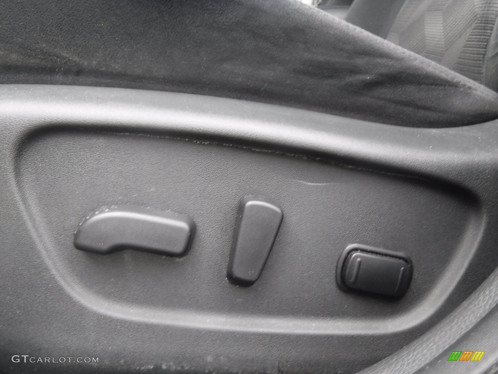 2015 Rogue SV AWD - Gun Metallic / Charcoal photo #10