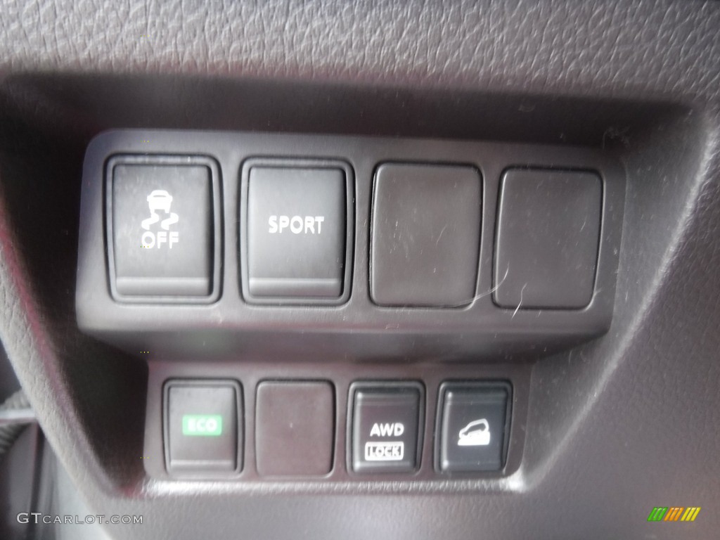 2015 Rogue SV AWD - Gun Metallic / Charcoal photo #11