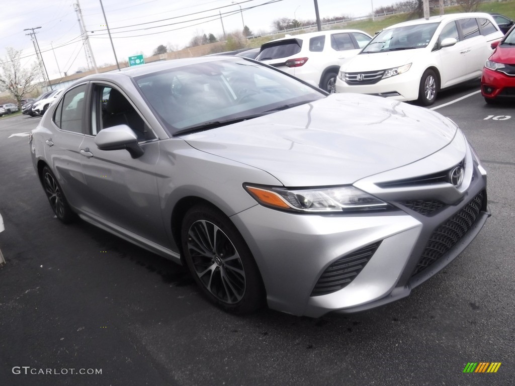 2019 Camry SE - Celestial Silver Metallic / Black photo #6