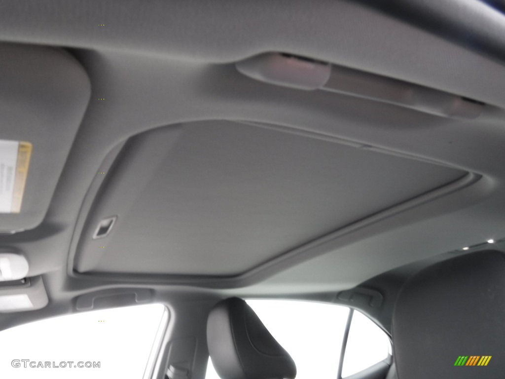 2019 Camry SE - Celestial Silver Metallic / Black photo #11