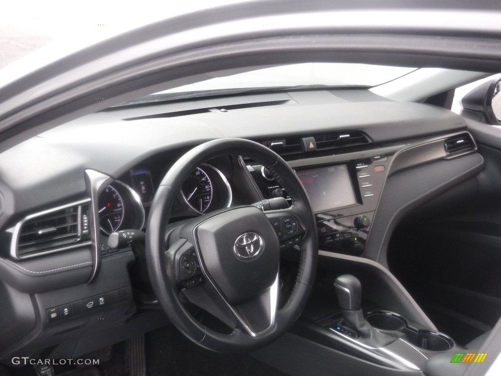 2019 Camry SE - Celestial Silver Metallic / Black photo #12