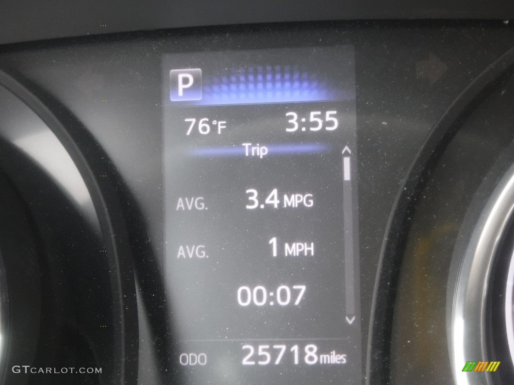 2019 Camry SE - Celestial Silver Metallic / Black photo #34