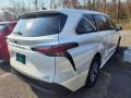 2021 Super White Toyota Sienna XLE Hybrid  photo #6