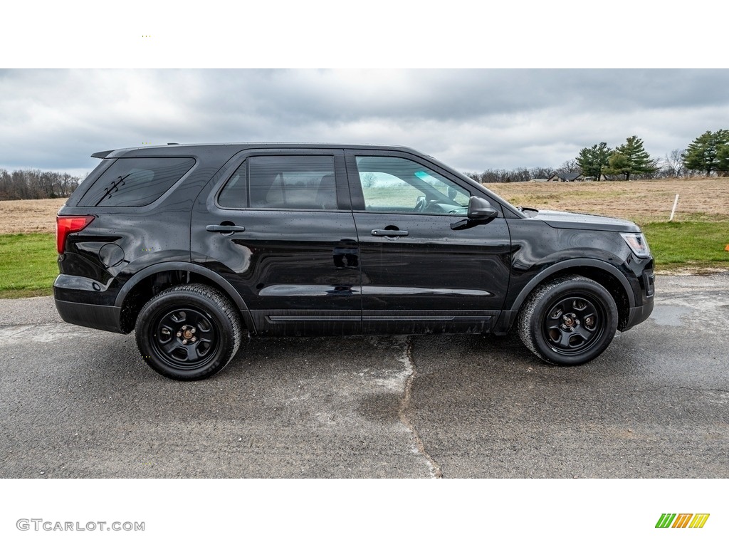 2016 Explorer Police Interceptor 4WD - Shadow Black / Ebony Black photo #2