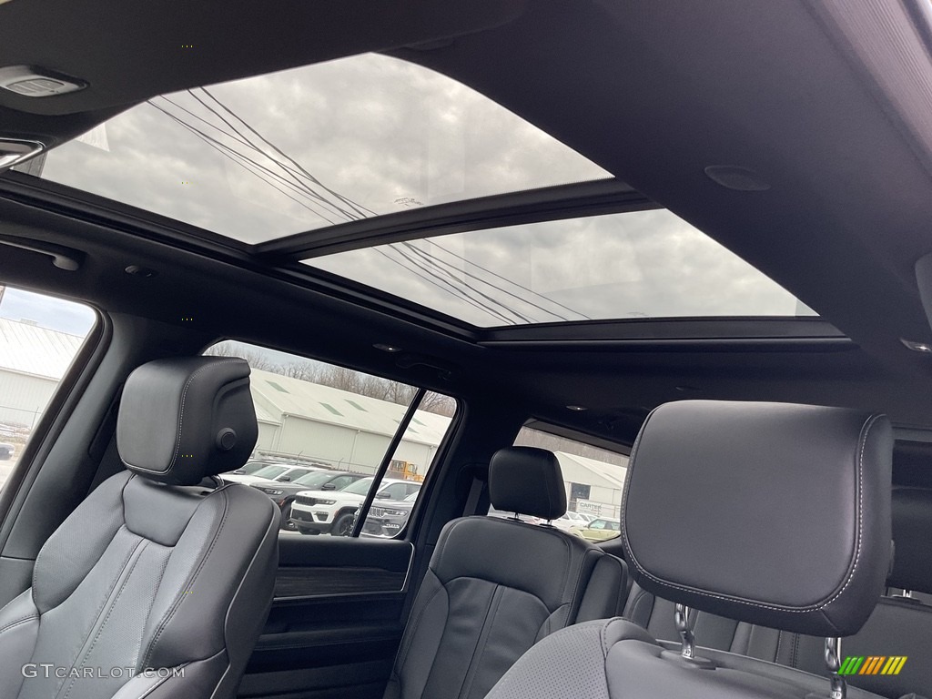 2023 Jeep Wagoneer Series II 4x4 Sunroof Photos