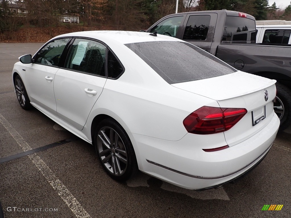 2018 Passat S - Pure White / Titan Black photo #4
