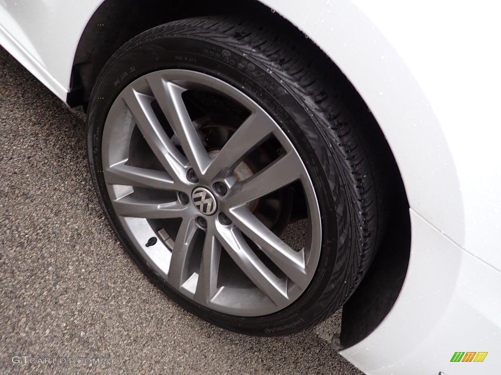 2018 Passat S - Pure White / Titan Black photo #5