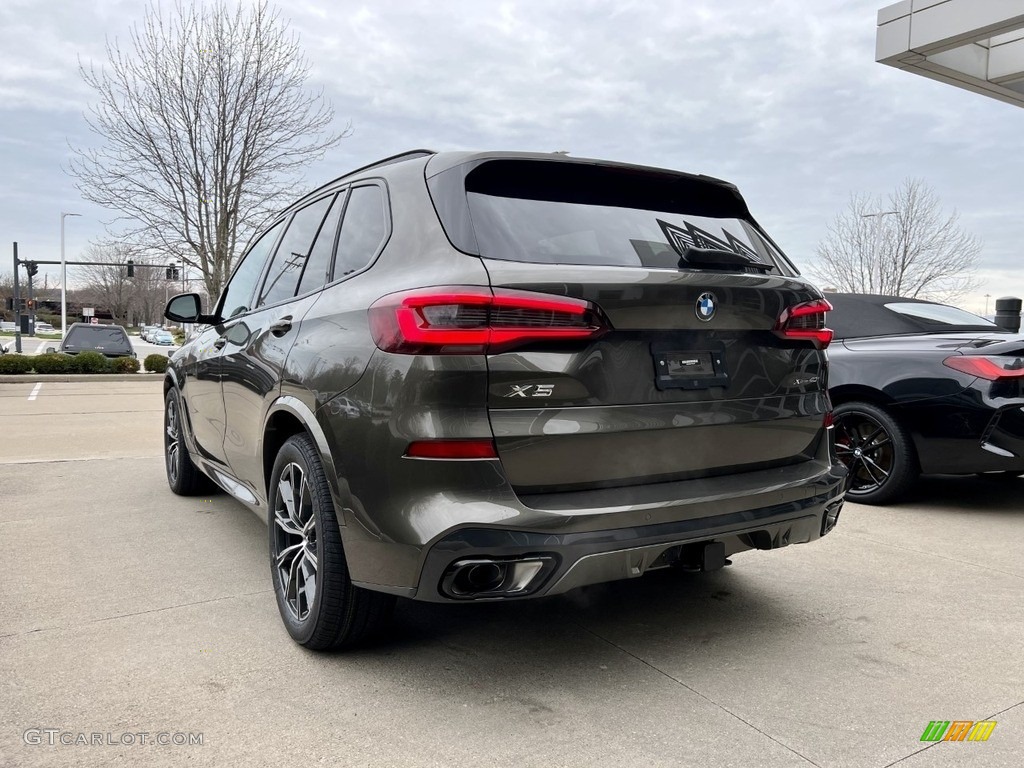 2023 X5 xDrive40i - Manhattan Green Metallic / Cognac photo #3