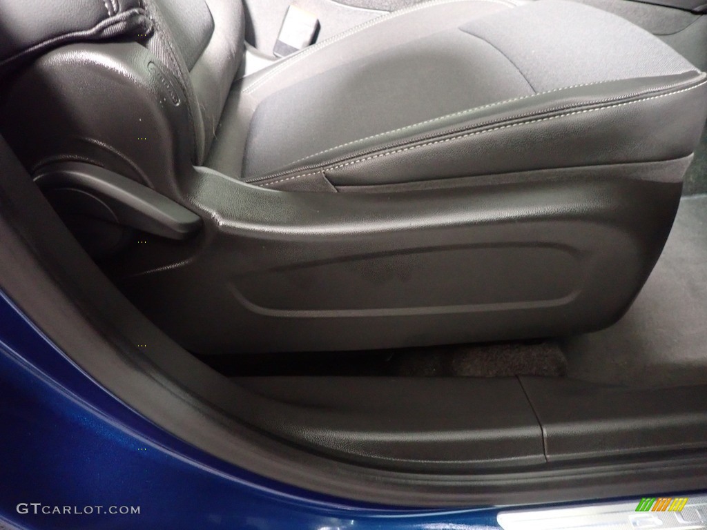 2021 Encore GX Select AWD - Deep Azure Metallic / Ebony photo #36