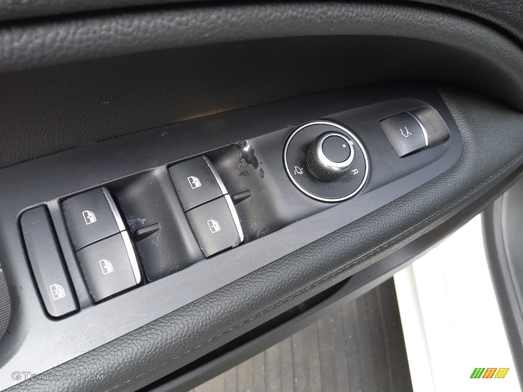 2020 Alfa Romeo Stelvio Sport AWD Door Panel Photos