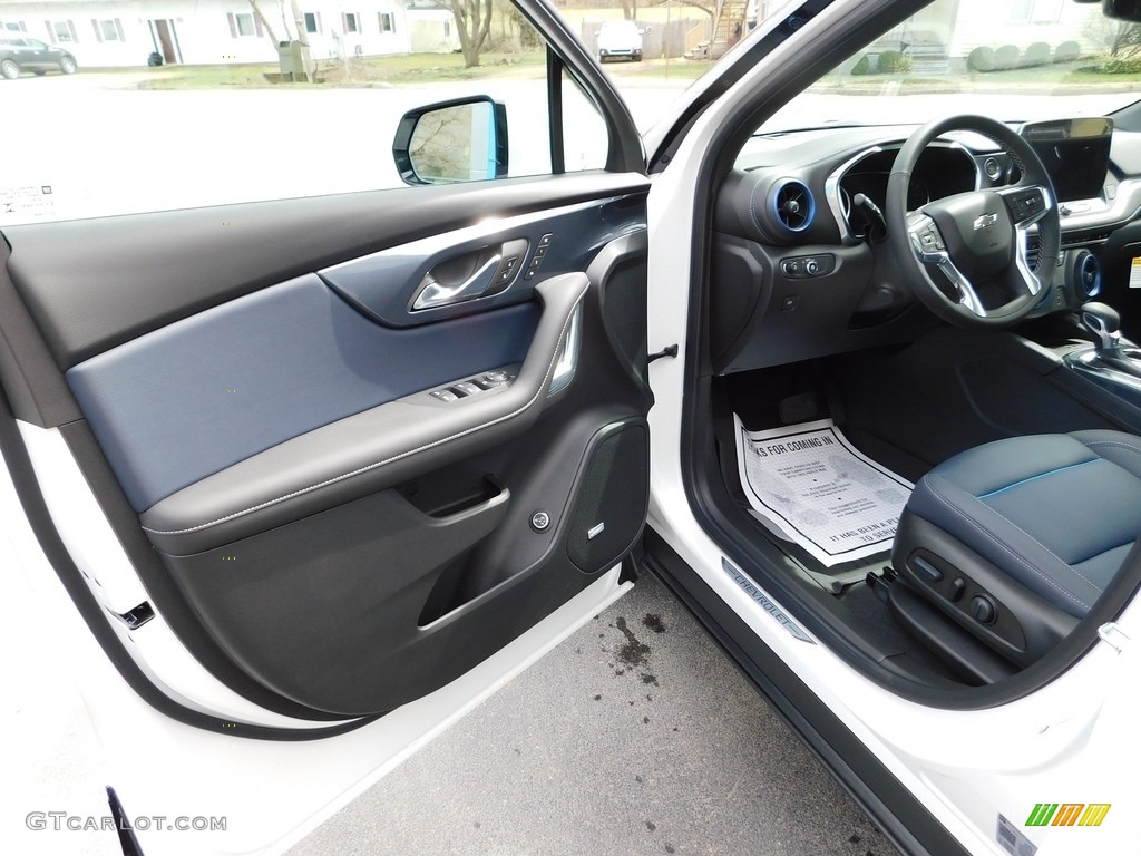 2023 Chevrolet Blazer RS AWD Jet Black/Nightshift Blue Door Panel Photo #145904078