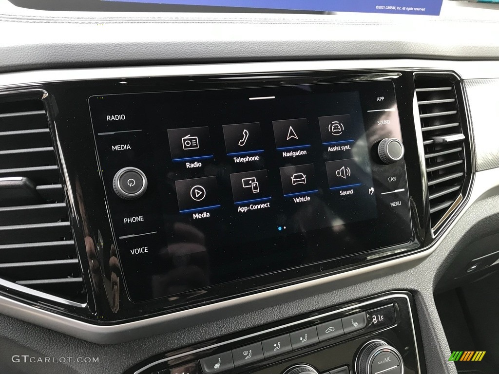 2022 Atlas Cross Sport SE 4Motion - Pure White / Dark Beige/Titan Black photo #25