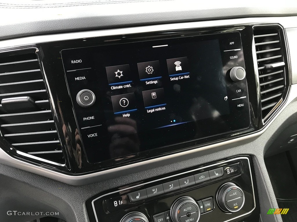 2022 Atlas Cross Sport SE 4Motion - Pure White / Dark Beige/Titan Black photo #26