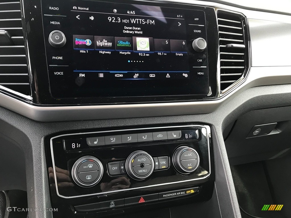 2022 Atlas Cross Sport SE 4Motion - Pure White / Dark Beige/Titan Black photo #29