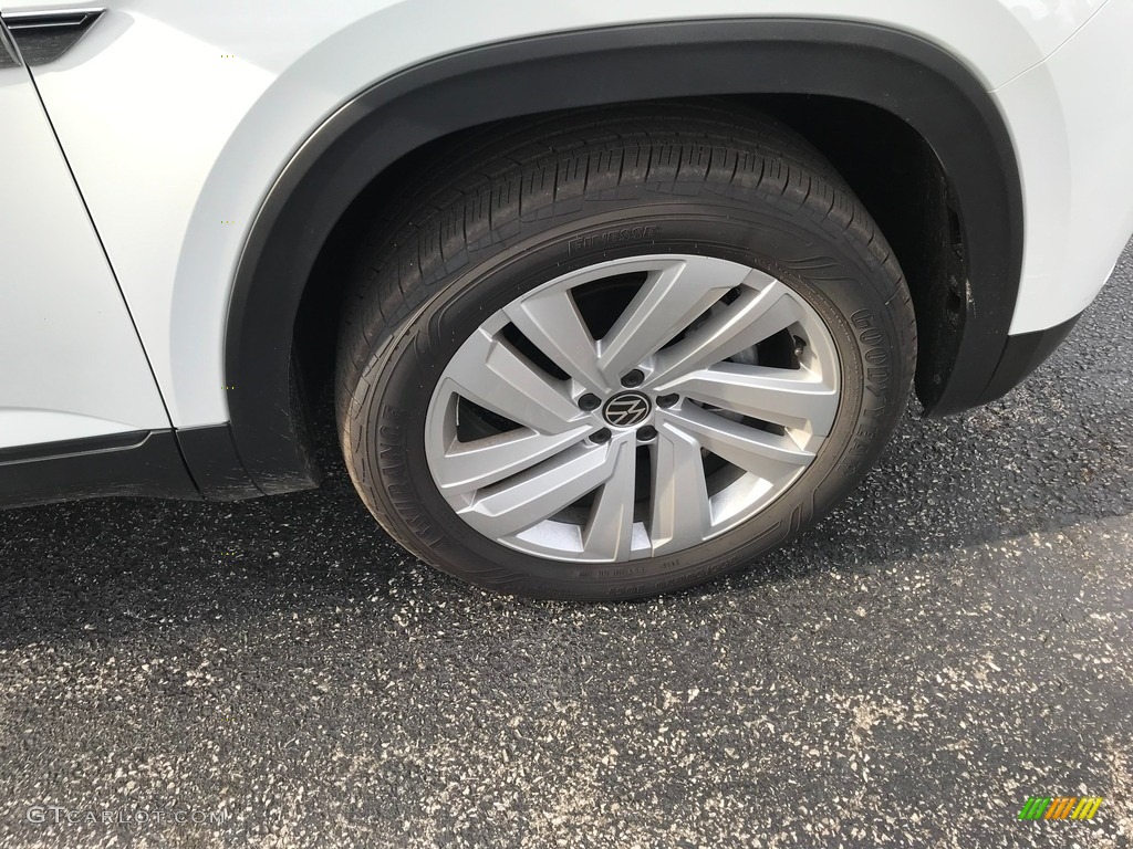 2022 Atlas Cross Sport SE 4Motion - Pure White / Dark Beige/Titan Black photo #41