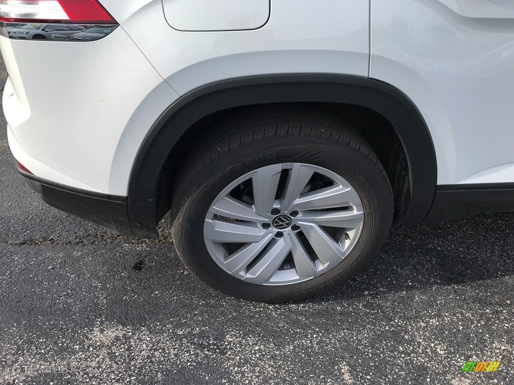 2022 Atlas Cross Sport SE 4Motion - Pure White / Dark Beige/Titan Black photo #42