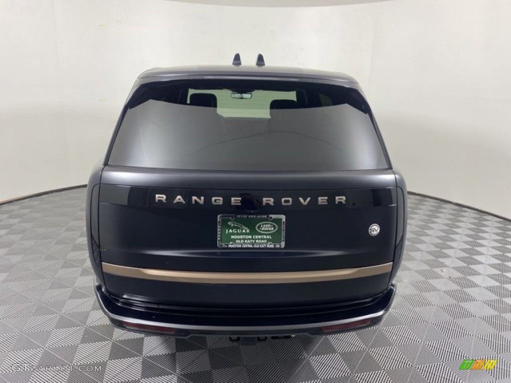 2023 Range Rover SV - Ligurian Black Ultra Metallic (Matte) / Ebony photo #7