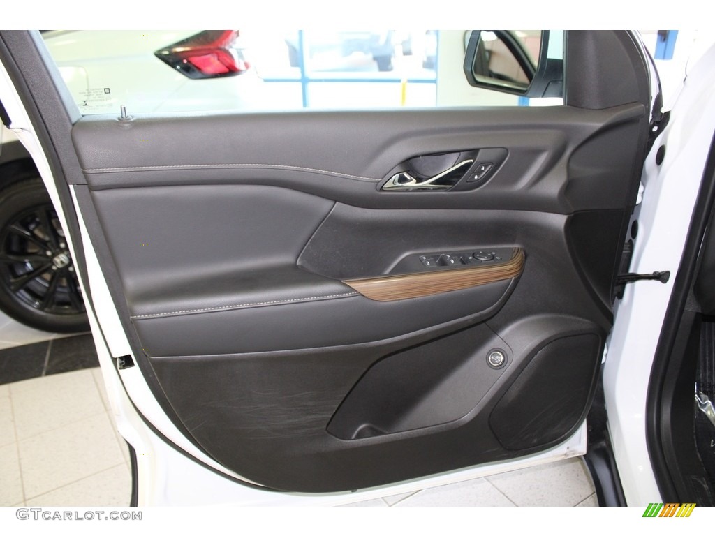 2021 GMC Acadia SLE Door Panel Photos