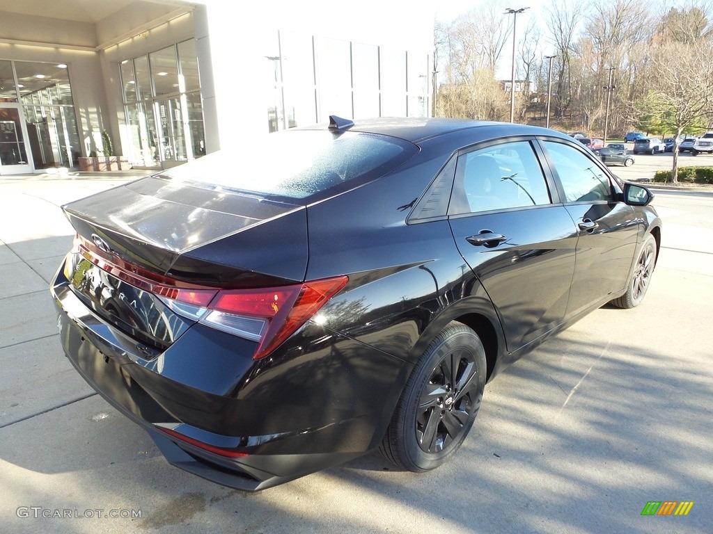 2023 Elantra SEL - Onyx Black / Medium Gray photo #2