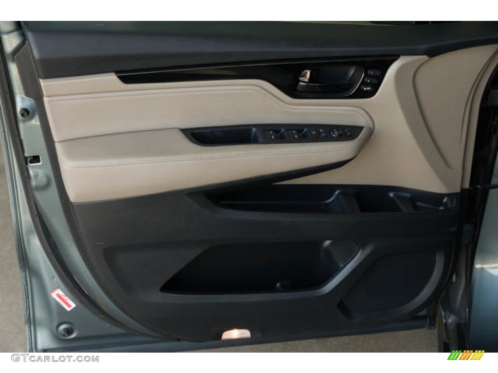 2021 Honda Odyssey Touring Beige Door Panel Photo #145910822