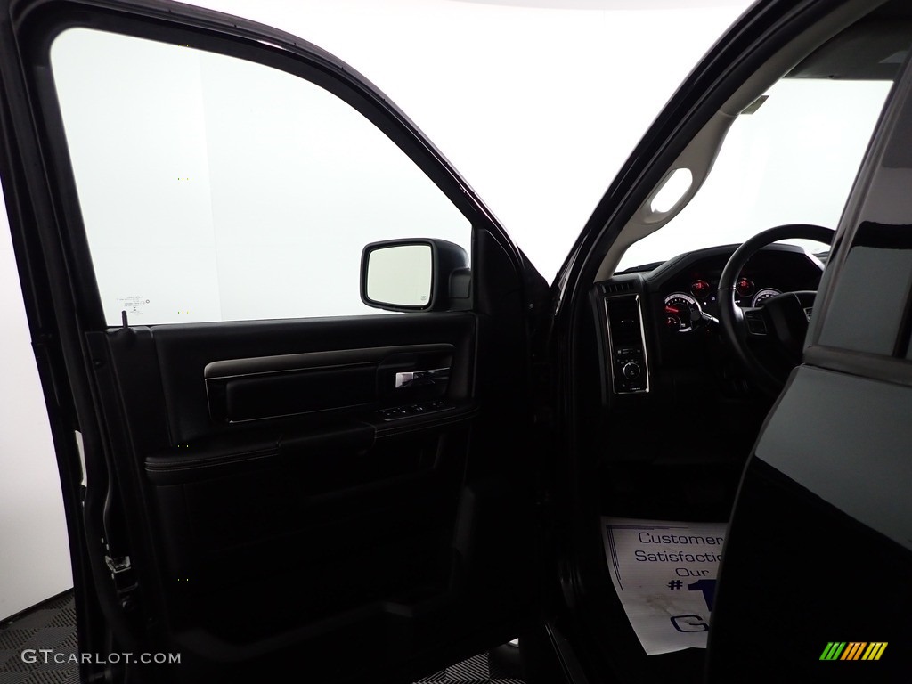 2014 1500 Sport Quad Cab 4x4 - Black / Black photo #13