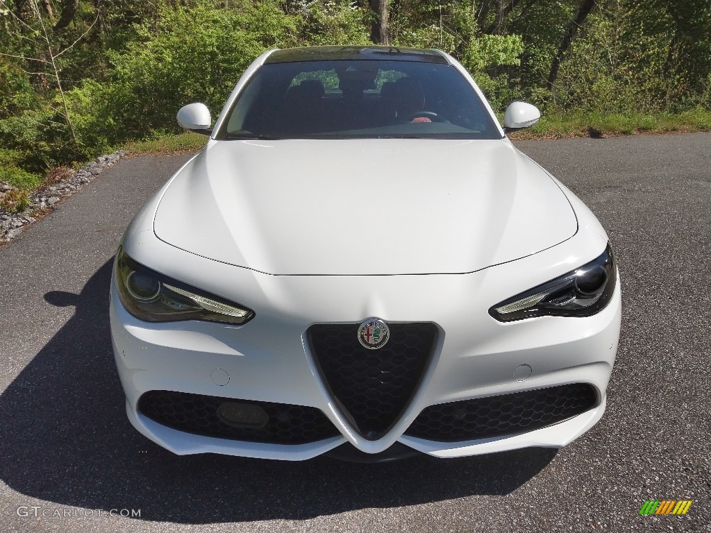 2022 Giulia Sprint - Alfa White / Black photo #3