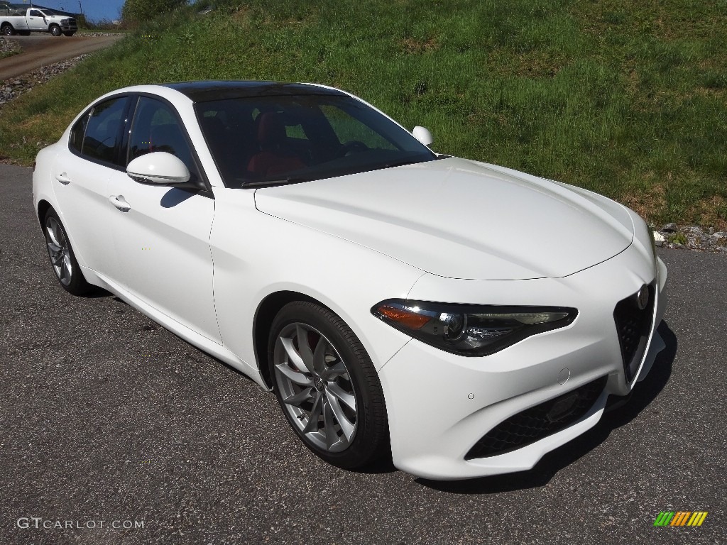 2022 Giulia Sprint - Alfa White / Black photo #4