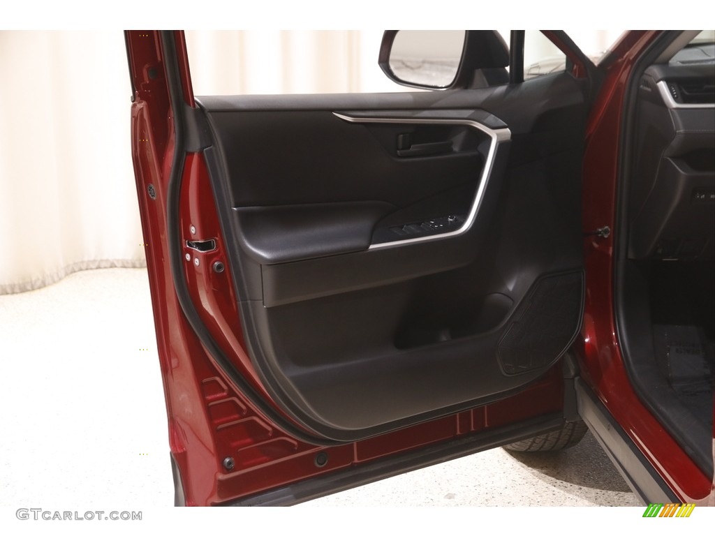 2020 RAV4 LE - Ruby Flare Pearl / Black photo #4