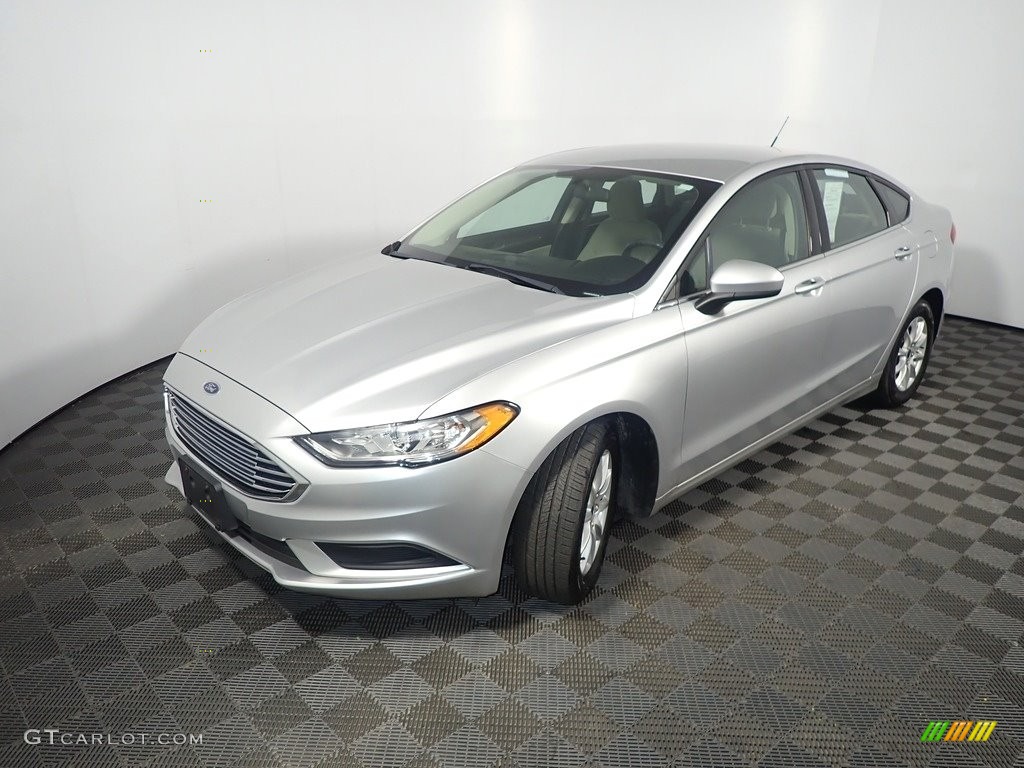 2018 Fusion S - Ingot Silver / Medium Light Stone photo #9